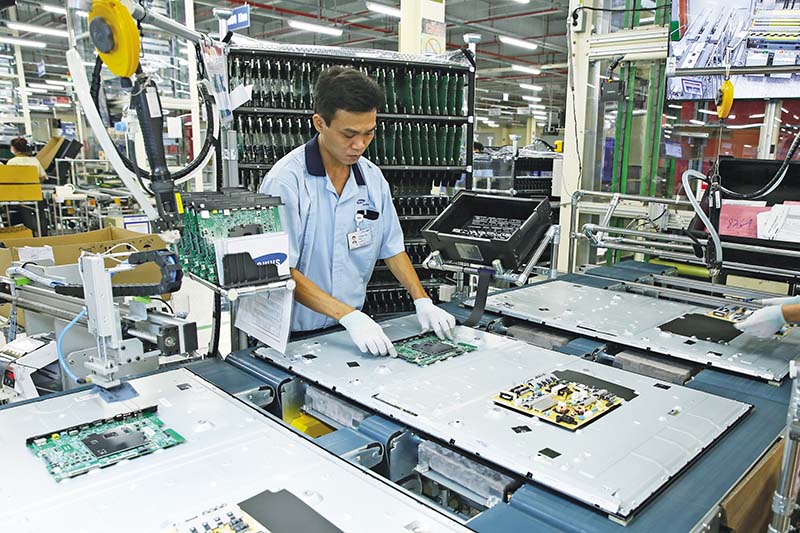 La Chine, 1er fournisseur d ordinateurs-produits électroniques et composants au Vietnam